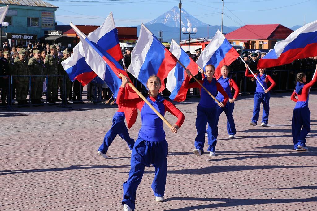 Поднятие Государственного флага Российской Федерации  в этом году произойдет одновременно во всех городах и районах Камчатки